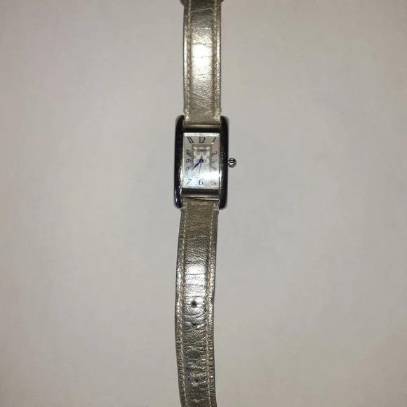COACH-Lexington-Breast Cancer Awareness-Silver Leather Band Watch-Excellent - Picture 2 of 11